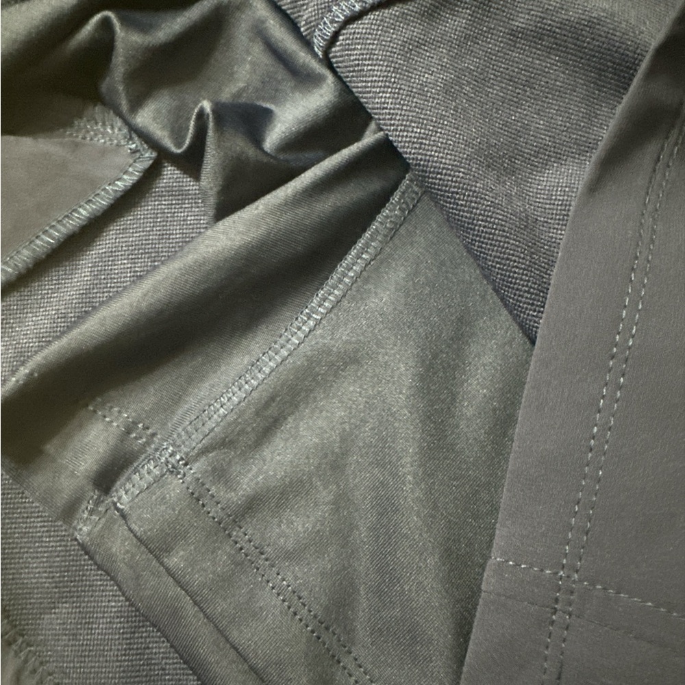 Blue Golf/Tennis Skort with UV protection and zippered pockets - Picture 7 of 7
